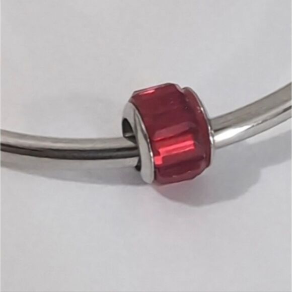 Silver‎ Red Crystals Charm for Pandora Style Bracelet - Picture 4 of 4